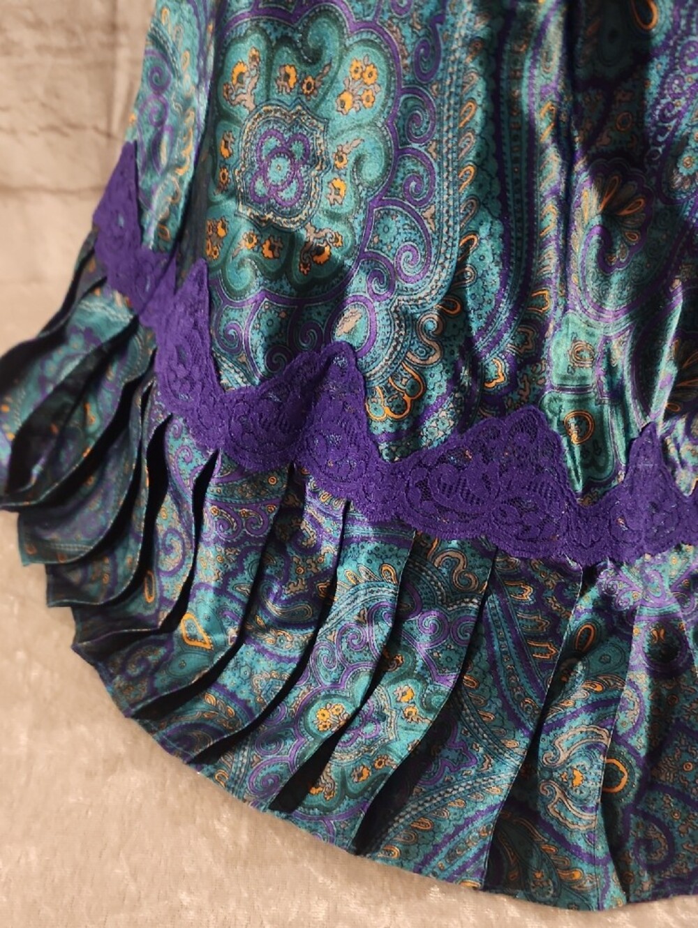 Victoria's Secret Teal & Purple Paisley Satin Lace Chemise - Picture 4 of 11